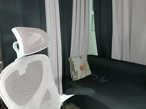 TsUncutMegan online show from November 29, 8:06 am