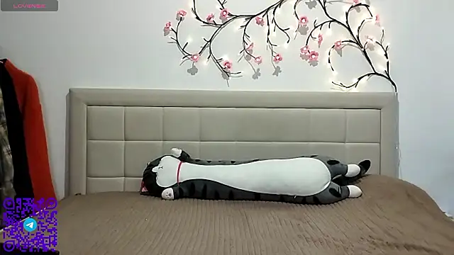 ArianeRandy online show from March 27, 3:12 pm