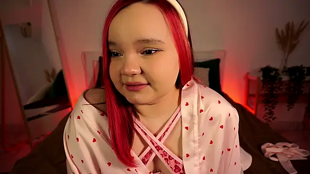 Rose Luvv online show from December 16, 7:35 am