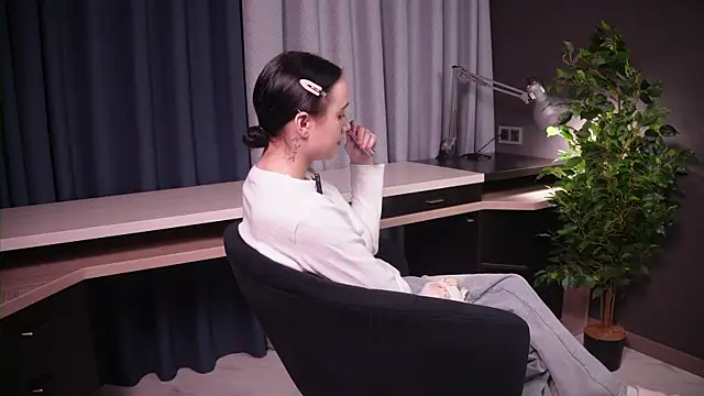 JesseGudgel online show from November 30, 10:41 am