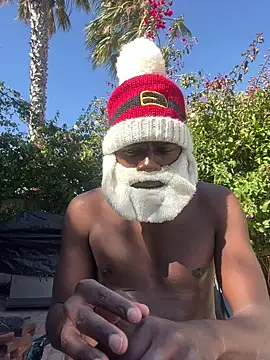 Snapshot of youngman7 chatting on December 19, 2:13 pm youngman7 online show from December 19, 2:13 pm