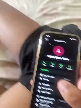 Snapshot of casalde9vinhos chatting on November 25, 4:18 pm casalde9vinhos online show from November 25, 4:18 pm