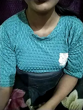 RASHMI SHARMA9 online show from December 18, 10:32 am