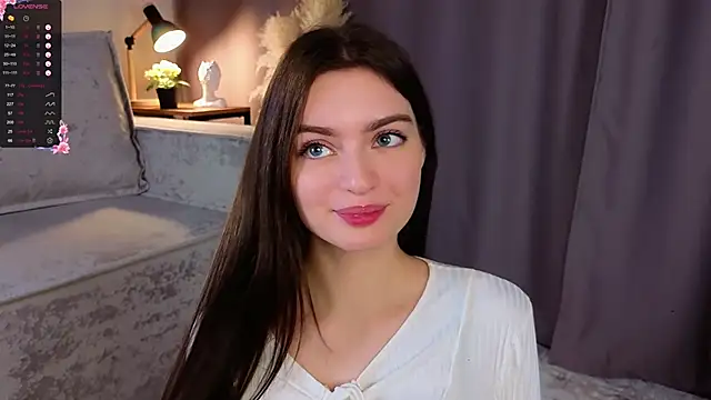 Sara Kinsly online show from December 1, 6:18 am