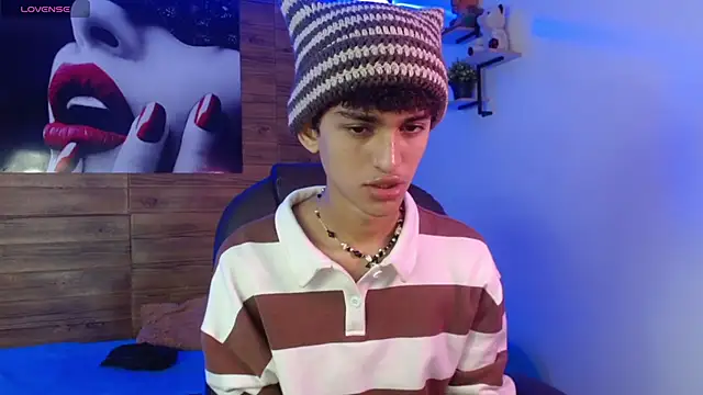 Snapshot of Michaelkoiv chatting on November 28, 12:19 pm Michaelkoiv online show from November 28, 12:19 pm