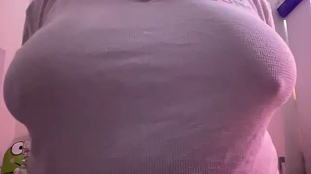 naughtygirl6663 online show from December 3, 12:51 am