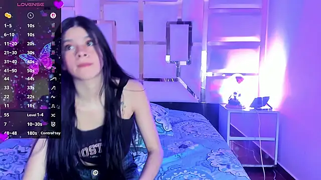 alexandra venuss online show from December 16, 8:03 pm