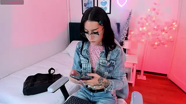 megan rosse11 online show from November 30, 5:22 am