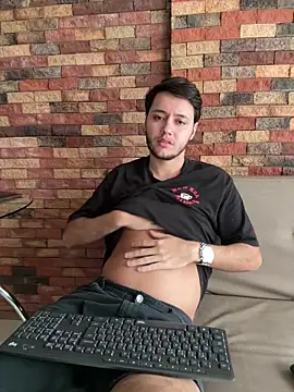 Snapshot of RicoValen chatting on February 26, 10:09 pm RicoValen online show from February 26, 10:09 pm