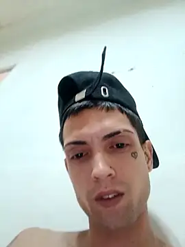 KingWhitexxx online show from December 3, 5:04 am