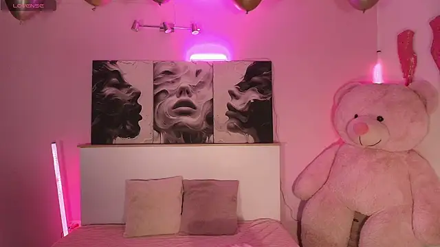 LindseyCoxx online show from February 11, 11:43 pm