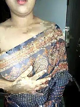 Snapshot of Rumpa-10 chatting on February 23, 6:05 pm Rumpa-10 online show from February 23, 6:05 pm