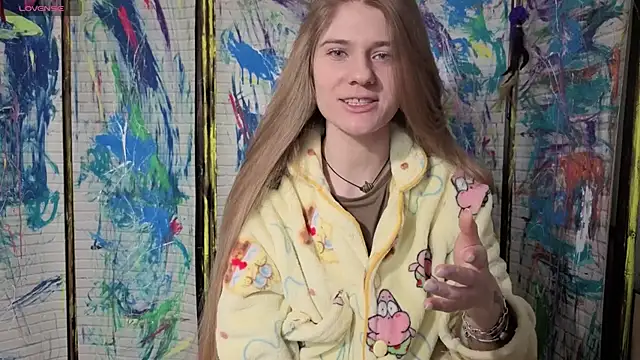 Adell Love online show from April 24, 1:57 pm