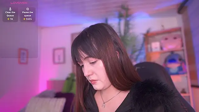 dakotaa 01 online show from June 2, 3:47 pm