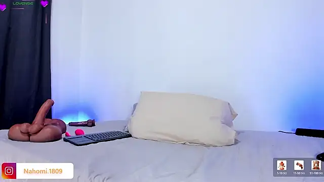 NahomiiAcosta online show from January 17, 9:18 pm