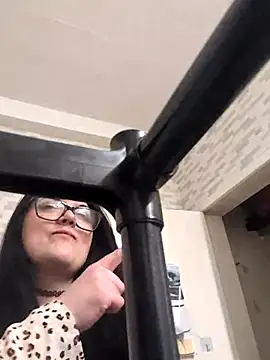 Hot ScotchXX online show from December 22, 8:50 pm