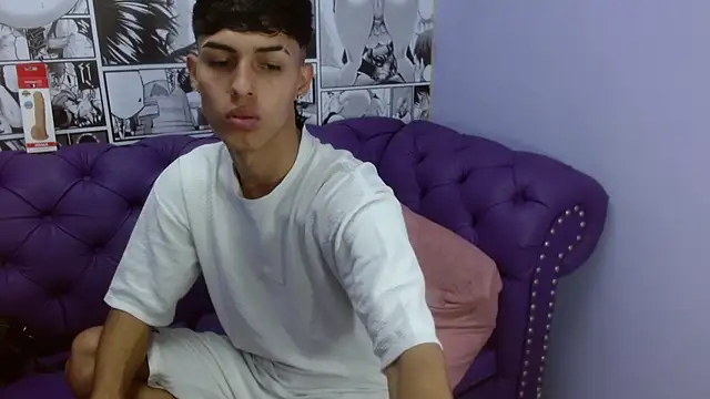 Ethan Jamees online show from January 9, 7:26 pm