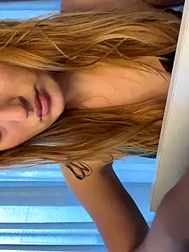 madlynginger online show from December 5, 2:03 pm