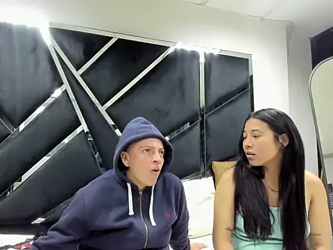 Alyssa Noah online show from April 5, 2:53 am