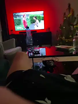 Snapshot of martme69 chatting on December 15, 8:24 pm martme69 online show from December 15, 8:24 pm