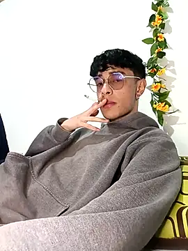 2 milo verus 4 online show from January 10, 6:15 am