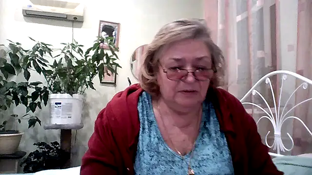 Snapshot of rekelme chatting on February 15, 6:23 pm rekelme online show from February 15, 6:23 pm