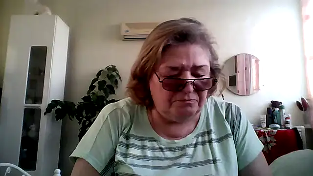 Snapshot of rekelme chatting on February 21, 2:16 pm rekelme online show from February 21, 2:16 pm