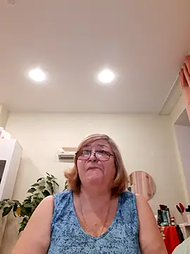 Snapshot of rekelme chatting on February 24, 3:53 pm rekelme online show from February 24, 3:53 pm