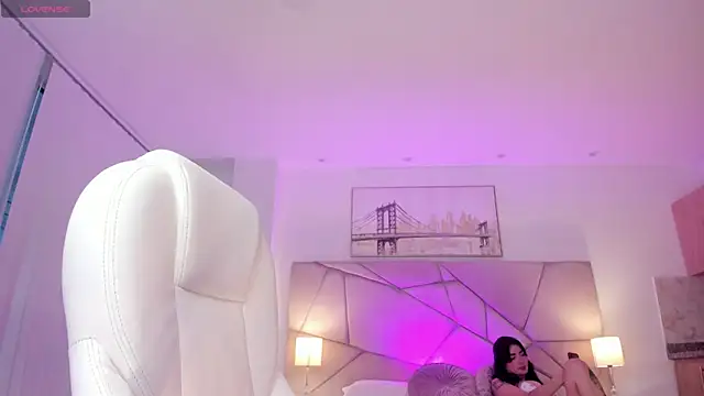 Athenea sweet  online show from February 21, 10:00 pm