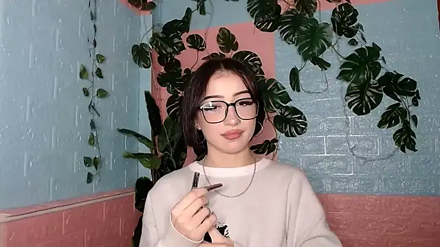 Sweeet Sss online show from December 2, 4:02 pm