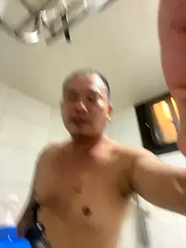 chenweine online show from November 30, 5:06 pm