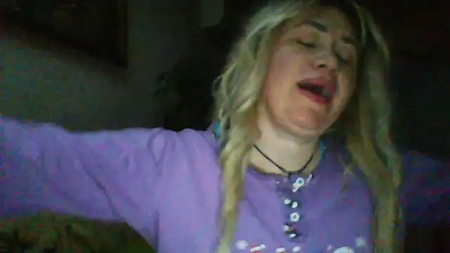 ClaireShannon online show from January 13, 4:23 pm