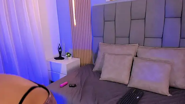 Ghoticalt jimenez online show from December 19, 7:32 pm