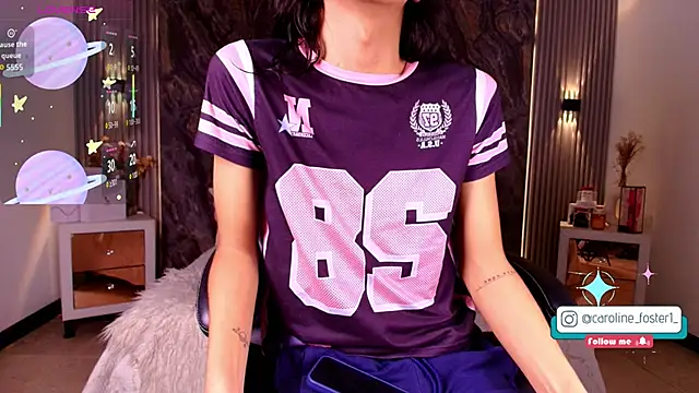 Snapshot of Caroline_foster1 chatting on February 12, 12:11 pm Caroline foster1 online show from February 12, 12:11 pm