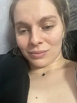 d0uble trouble online show from December 21, 1:40 pm