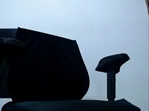 Snapshot of vitorbigpack chatting on November 28, 5:26 pm vitorbigpack online show from November 28, 5:26 pm