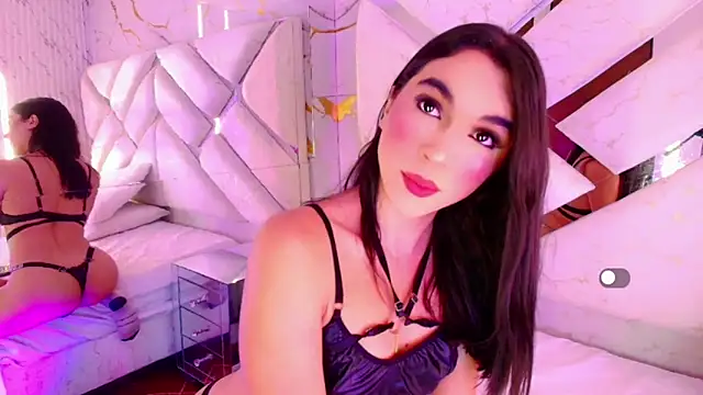 Snapshot of Isa_Villaa chatting on April 24, 3:09 am Isa Villaa online show from April 24, 3:09 am