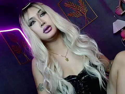 Snapshot of urfuckingdoll69 chatting on February 27, 2:11 am urfuckingdoll69 online show from February 27, 2:11 am