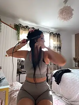 Lolaxox  online show from March 3, 1:28 pm