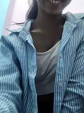 Isha Liha online show from December 16, 5:45 am