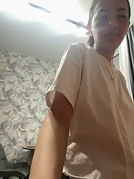 cordeliawow online show from March 24, 4:28 am