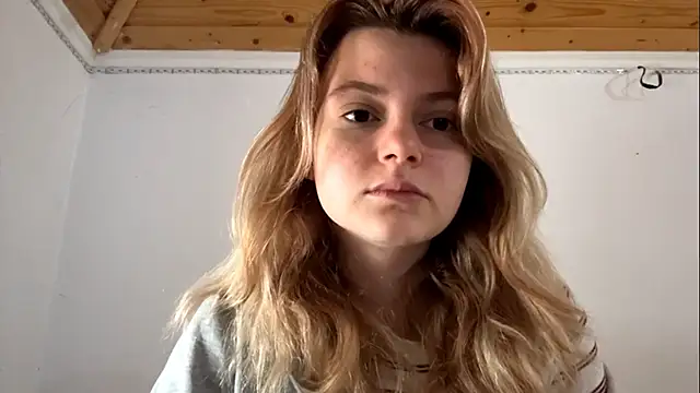 Snapshot of AlanaPostell chatting on November 30, 10:08 am AlanaPostell online show from November 30, 10:08 am