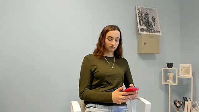 ShelieThetford online show from November 30, 6:06 am