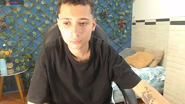 LucassSmith11 online show from April 7, 7:14 pm