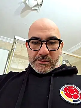 Aresal84 online show from December 5, 3:20 pm