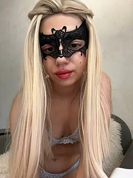 s4rah online show from February 26, 11:31 am