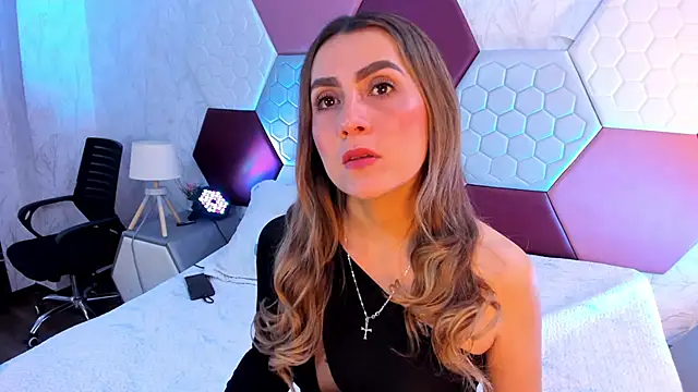 AriaRous online show from January 14, 3:50 pm