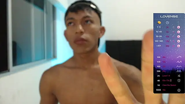 santinaughty online show from December 3, 12:07 am