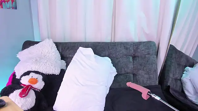 BonnieRitz online show from December 4, 11:41 am