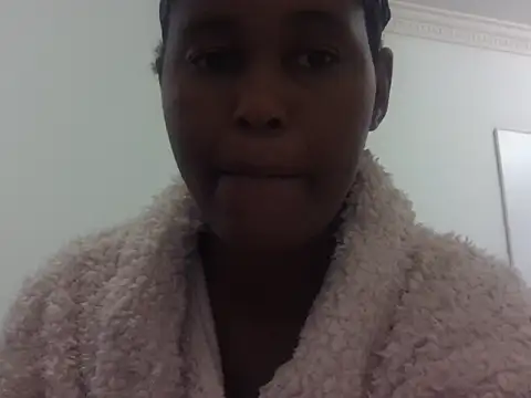 Snapshot of naughty_horny_bitch chatting on December 20, 5:36 am naughty horny bitch online show from December 20, 5:36 am